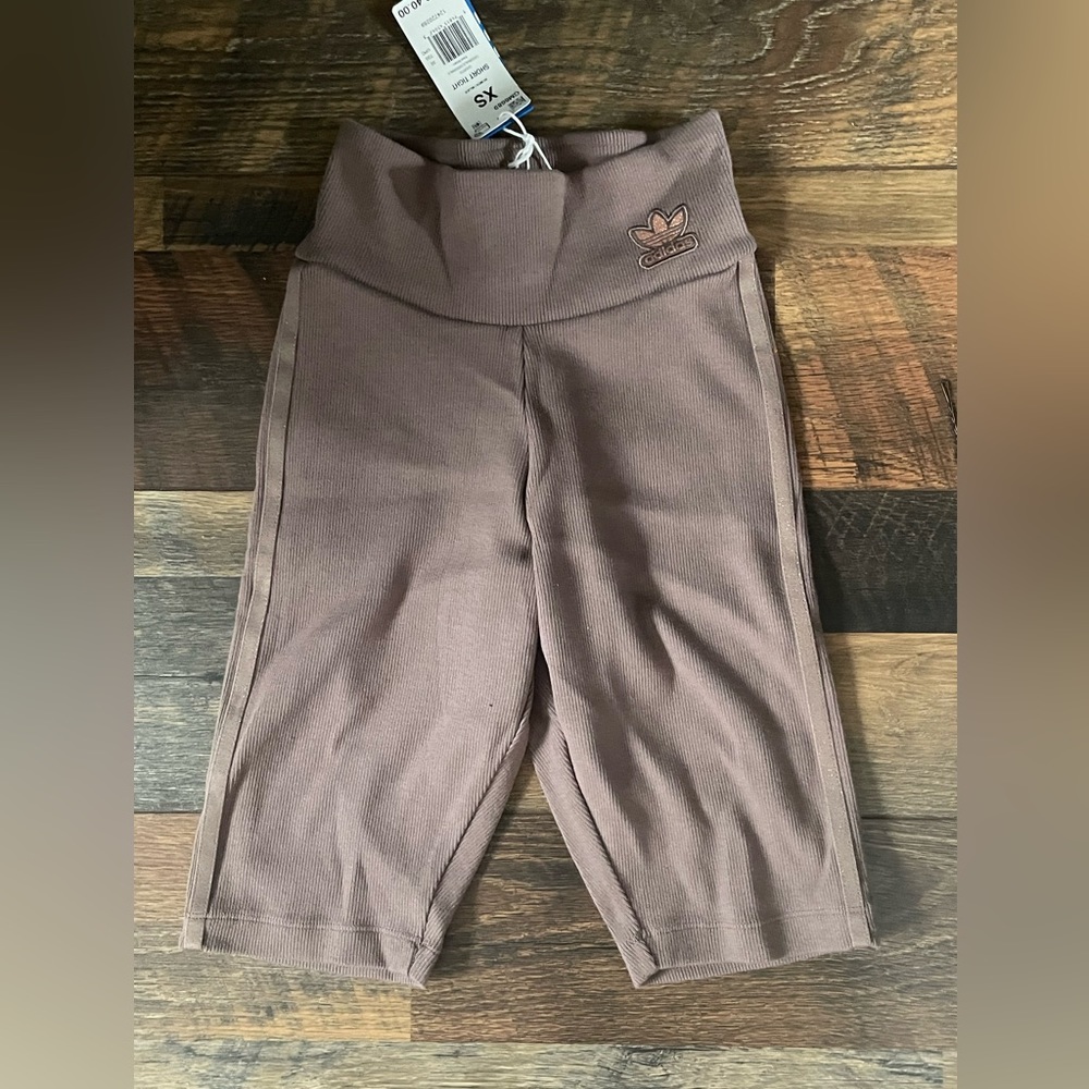 Adidas XS Mauve/Brown Bike Short